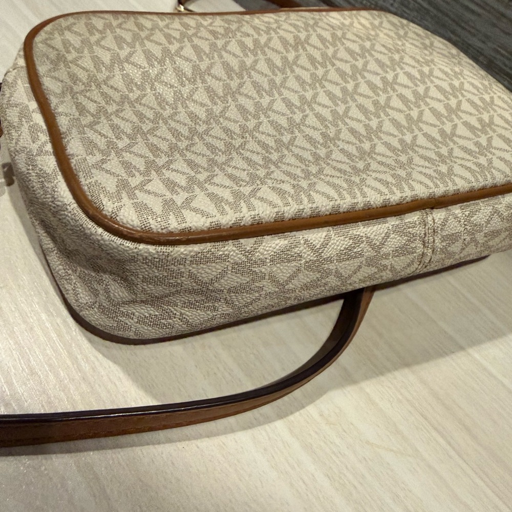 Michael Kors Beige Logo Crossbody with Brown Trim and Gold Hardware - Picture 8 of 8